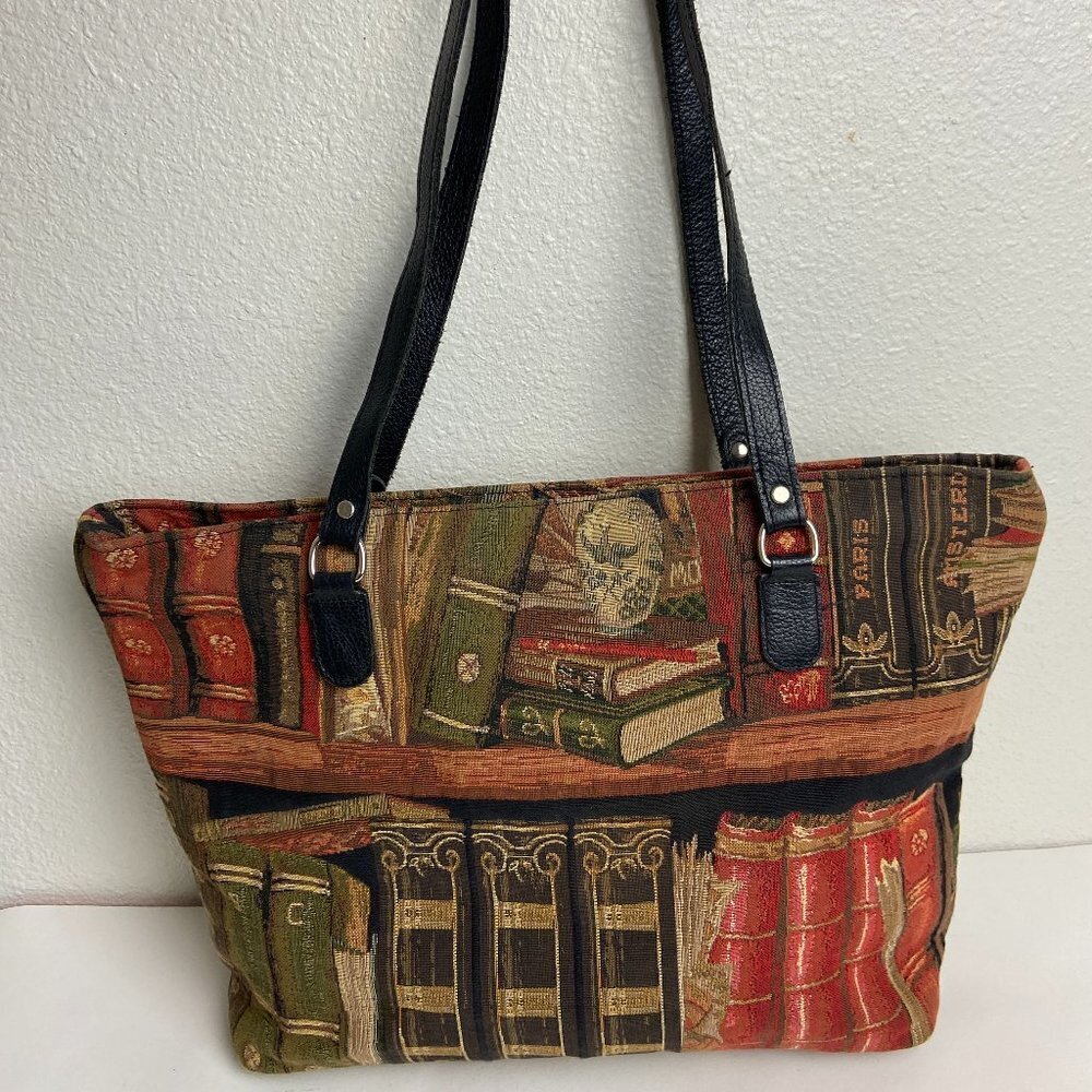 RAVIANI (Dallas,TX)  ART  Tapestry Weekend/Tennis / Travel Tote bag